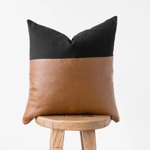 Set of 2 Woven Nook Zulu Black Edition 18" Square Pillow Cover Pleather